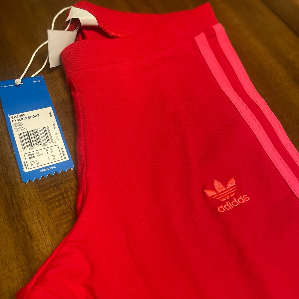 ADIDAS • Women’s Cycling Shorts • XS
